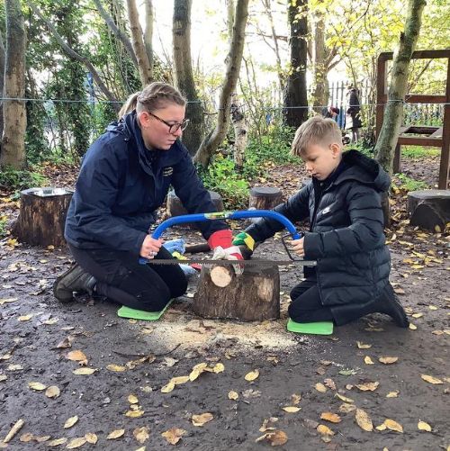 Hever class Forest School~Tools